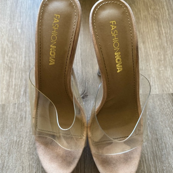 Clear Platform Heels size 8 - Picture 8 of 9